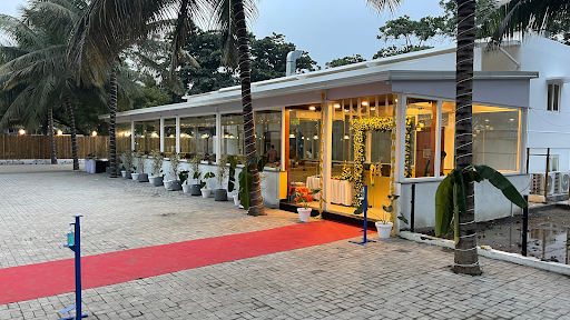 Pillar 129 | Multicuisine Restaurant