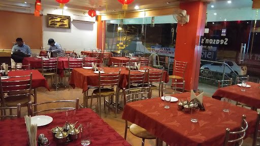 Season's Restaurant Season's Restaurant