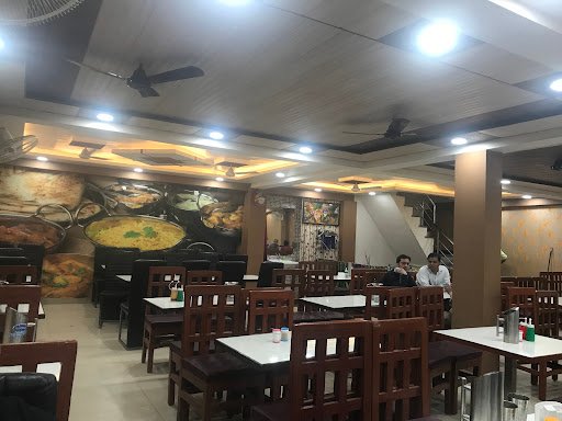 Shyam Restaurant | Best Veg and Family Restaurant Near Allahabad High Court