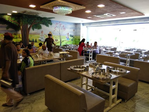 Shree Radhe Thal || Best Gujarati Thaal Restaurant In Gandhinagar | Kathiyawadi Thaal Restaurant In Gandhinagar Shree Radhe Thal || Best Gujarati Thaal Restaurant In Gandhinagar | Kathiyawadi Thaal Restaurant In Gandhinagar