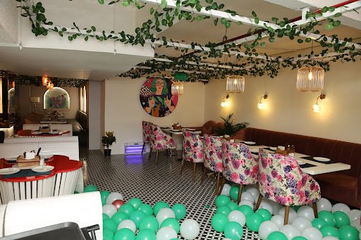 Yanny's | Multi-cuisine Restaurant & Coffee House