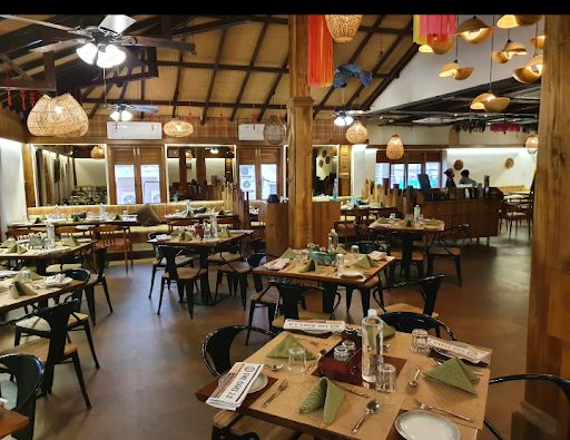 The Oak's Restaurant and Banquet Hall