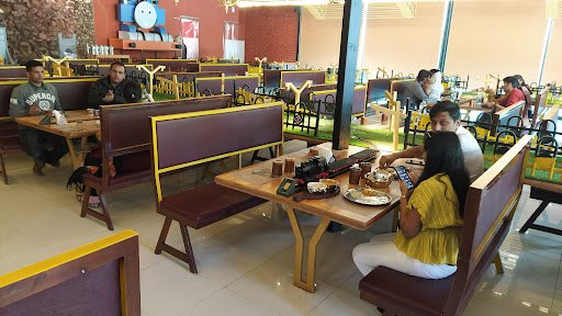 Vegetrainian - The Train Restaurant