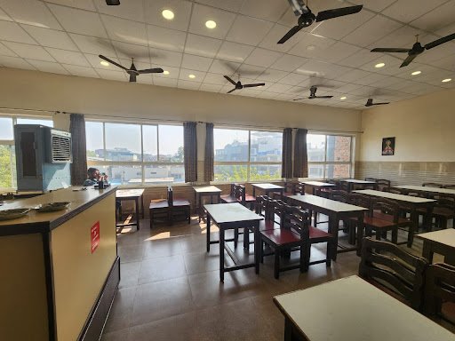 New Madras Hotel - South Indian Restaurant Since 1964