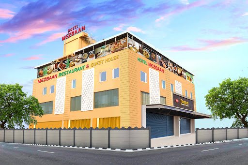 Hotel Mezbaan & Restaurant