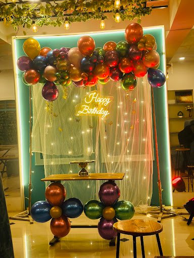 PAPRIKA CAFE & RESTAURANT