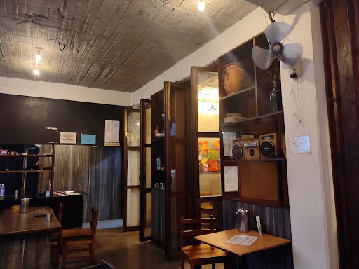 Jojos Cafe and Restaurant