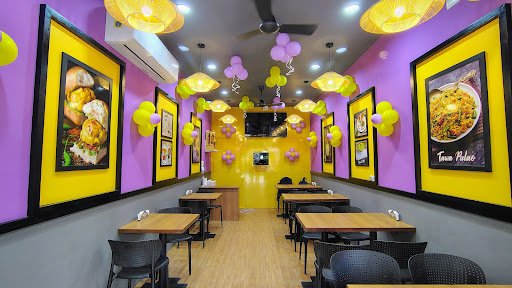 BOMBAY MISAL-VADAPAV MORBI