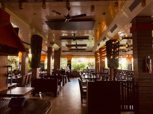 Yahoo Hotel Restaurant & Bar Nashik