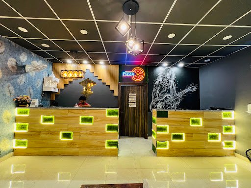 THE CRAFT HOTEL AND RESTAURENT THE CRAFT HOTEL AND RESTAURENT