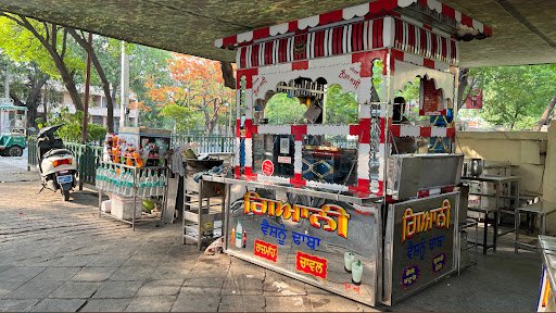 Giyani Vaishnu Dhabha