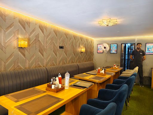 DEKCHI Multi Cuisine Restro