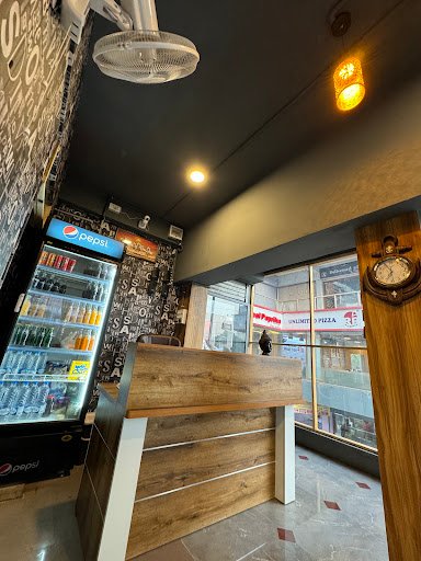 Cafe De Luxe Cafe De Luxe