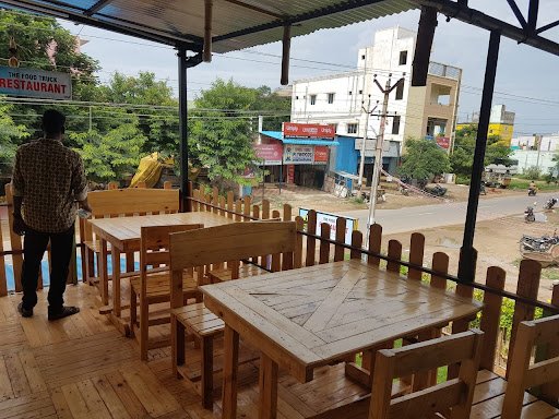 The Food Truck Restaurant The Food Truck Restaurant