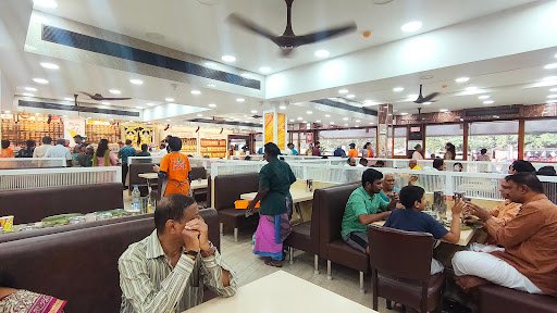 Perambur Srinivasa Sweets Ps4 Veg Restaurant (Tiruchanoor) Perambur Srinivasa Sweets Ps4 Veg Restaurant (Tiruchanoor)