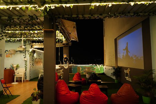 The Pilot Chef - Rooftop Restaurant