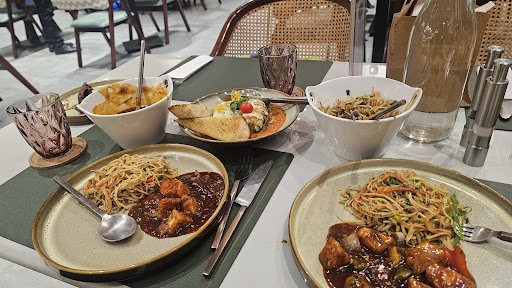 House of Nuttmeeg | Aesthetic & Best Vegetarian Restaurant Dehradun