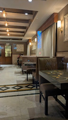 Darling Aradhana veg restaurant