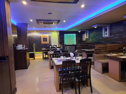 Airlines Celestial Family Restaurant