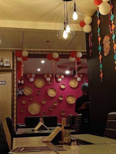 Hum Tum Rasoi, Veg multi cuisine restaurant & cafe