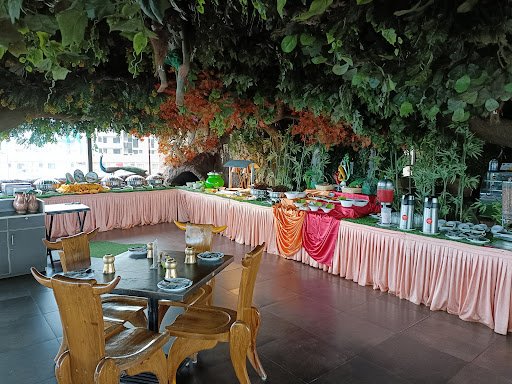 Gufha Restaurant, Hubli