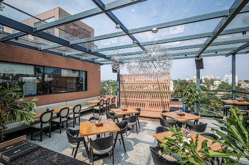 24K Kraft Brewzz, Solapur | Solapur’s First Sky-garden Restaurant 24K Kraft Brewzz, Solapur | Solapur’s First Sky-garden Restaurant
