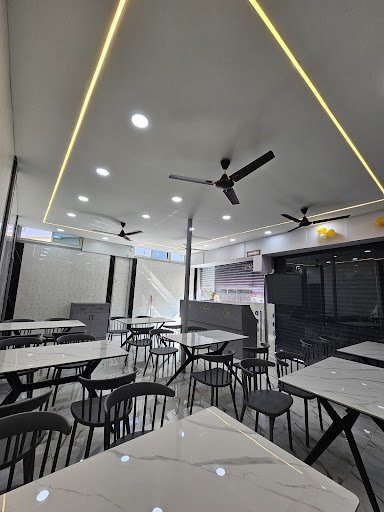 Savaji's Kitchen Family Restaurant