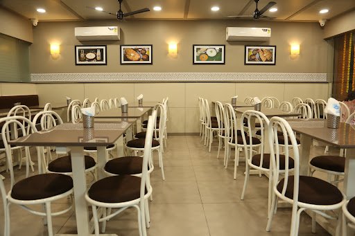 Kulcha Lal Parantha Das