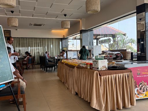 Kamat Veg Restaurant Davanagere