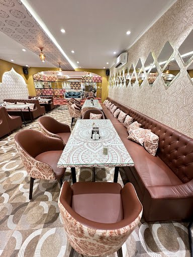 Delhi Zafran Family Restaurant (Castle Mill Branch)