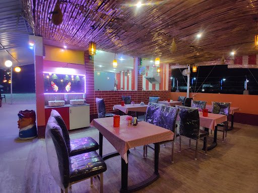 Mom's Kitchen Restaurant and Dhaba