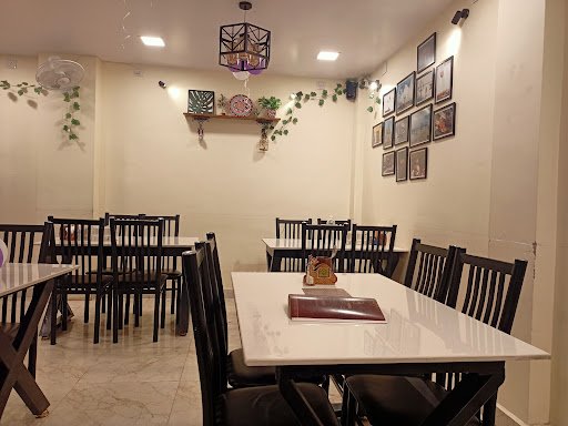 De Once More Cafe & Restaurant | Best Restaurant in Varanasi | Best Cafe in Varanasi |