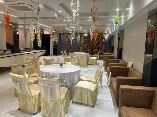 Tea Spoon Restro and Cafe is a beautiful admospier