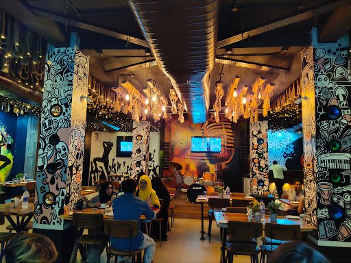 Milkbar Studio | Best Restaurant in Aligarh | Family Restaurant in Aligarh