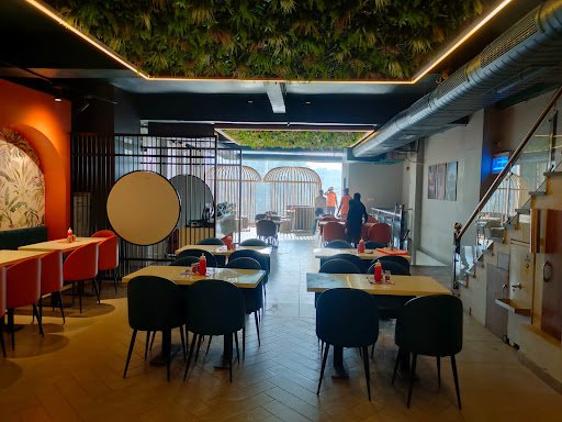 Hangries Saharanpur Near Vijay Talkies | Italian pizza & Chinese Restaurant