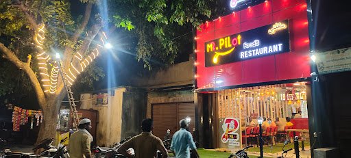 Mr.PiLot Food's Restaurant