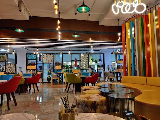 Godwit Cafe | Best Cafes in Raipur | Best Jain food in Raipur | Pure Veg restaurant