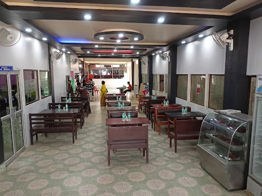 AL-Hayat (Food corner)