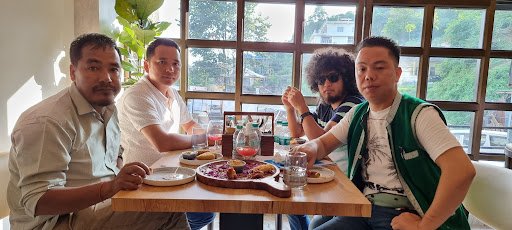 Banamo Kitchen and Bar