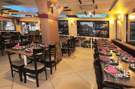 Divine Dining Hall ll