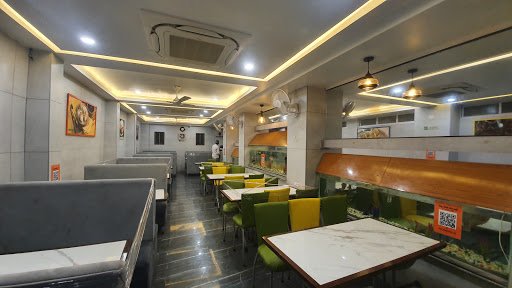 Anando Foods - Vegetarian Restaurant in Bhuj