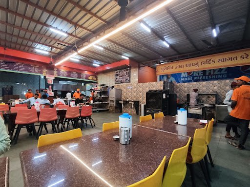 Purohit Dhaba,Valsad