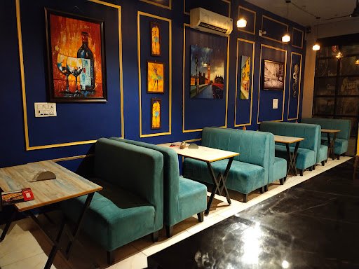 Food junction let's chill with pizza Food junction let's chill with pizza