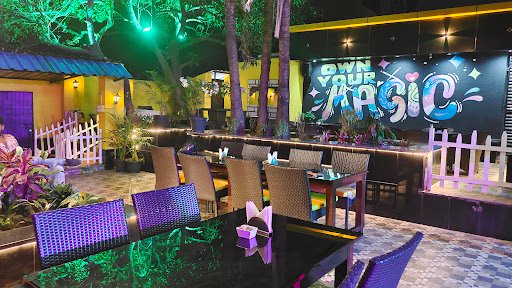 rock onn sky lounge Kitchen & Bar rock onn sky lounge Kitchen & Bar