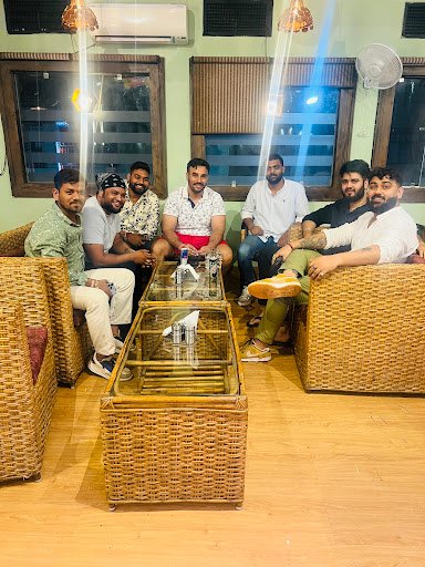 FLAMINGO Multi Cuisine Restaurant & Cafe| Live Music