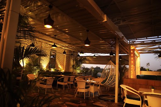 PAGE 3 - Multi Cuisine Restaurant