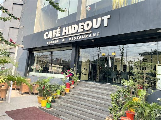 Cafe Hideout