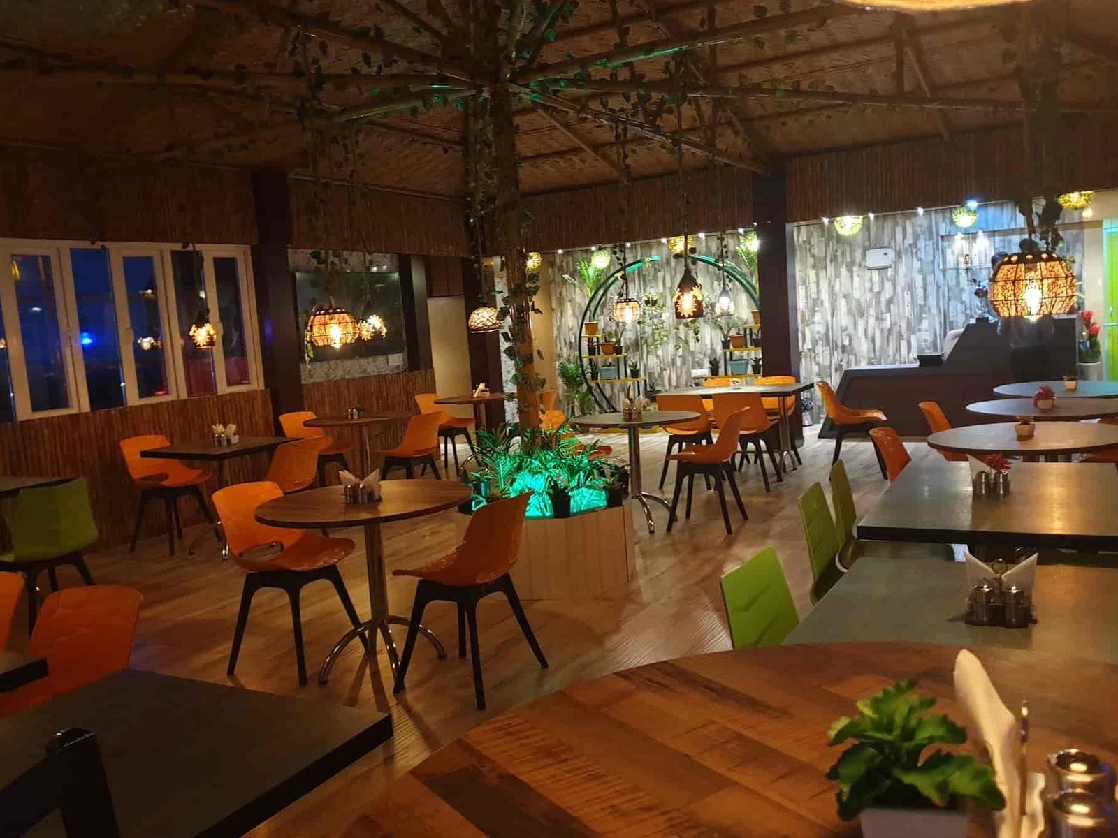 hml roof top restaurant