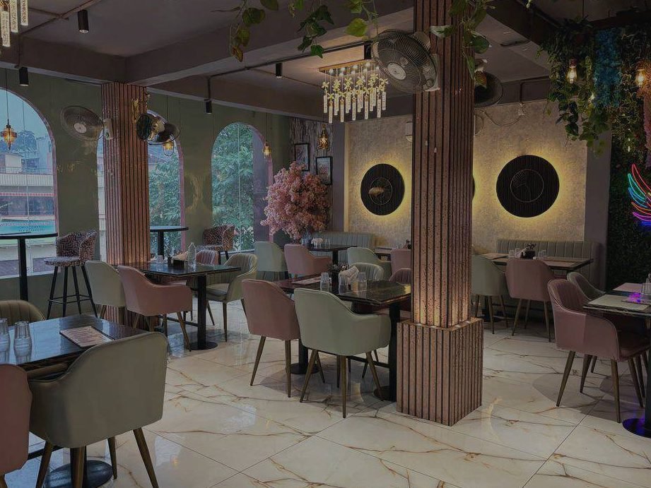 moms kitchen varanasi